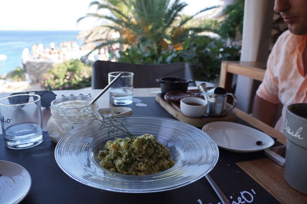 best food eat in mykonos JackieOFoodRestaurant